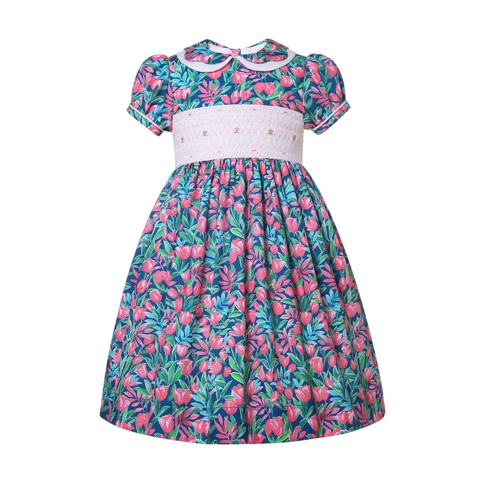 Hand gesmoktes Tulpenkleid