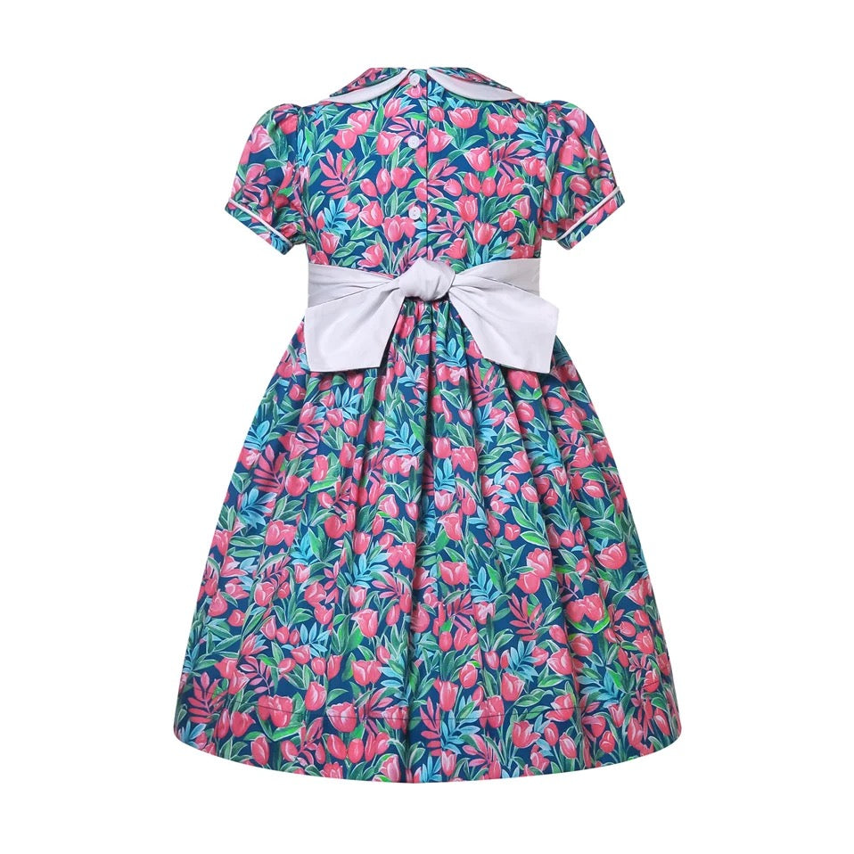 Hand gesmoktes Tulpenkleid